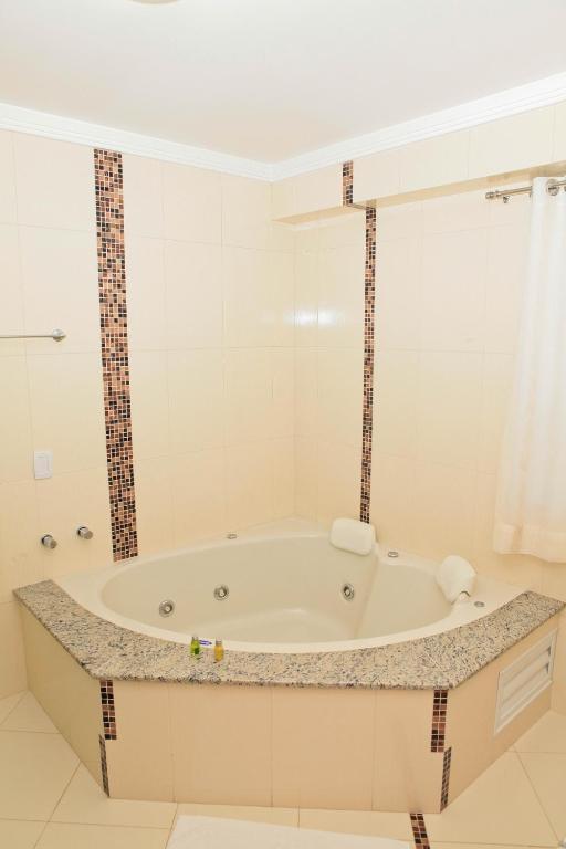 San Marino Palace Hotel Guarapuava Habitación foto