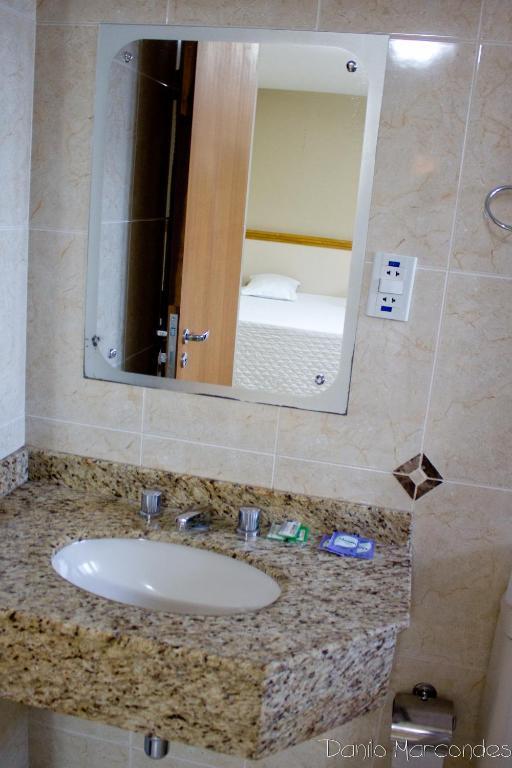 San Marino Palace Hotel Guarapuava Habitación foto